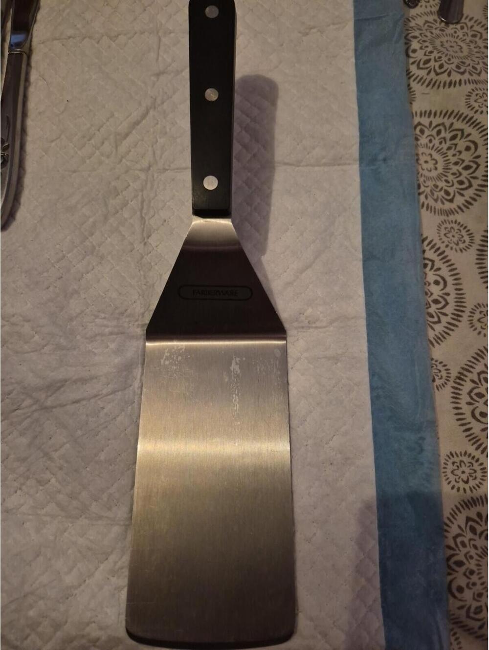 Farberware Barbecue Triple-Riveted Grill Turner. 12" Heavy Duty